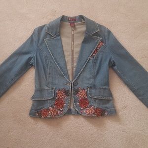 Semi cropped denim jacket